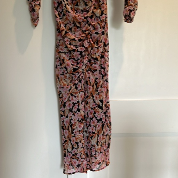 Zara Floral Fitted Dress - Picture 2 of 6